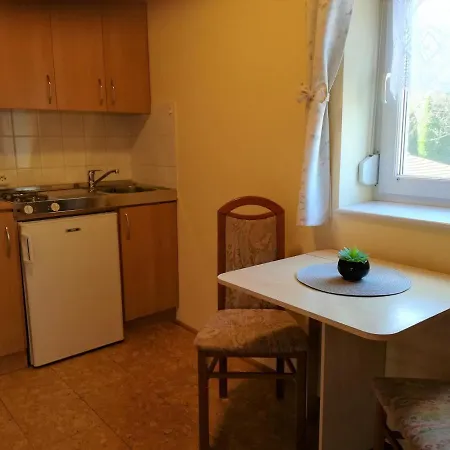Mercedesz Ii. Apartament *