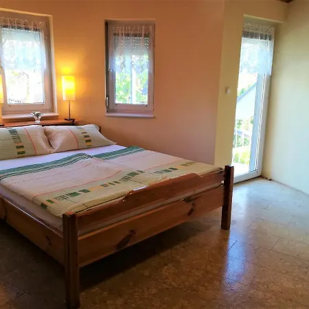 Apartament Mercedesz Ii. *