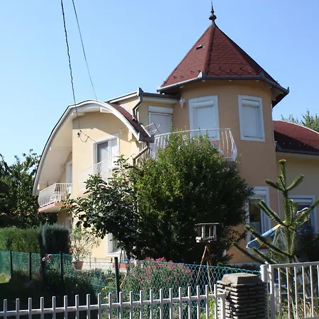 Apartament Mercedesz Ii. *