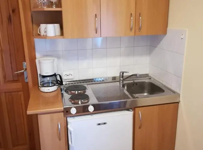 Mercedesz Ii. Lägenhet